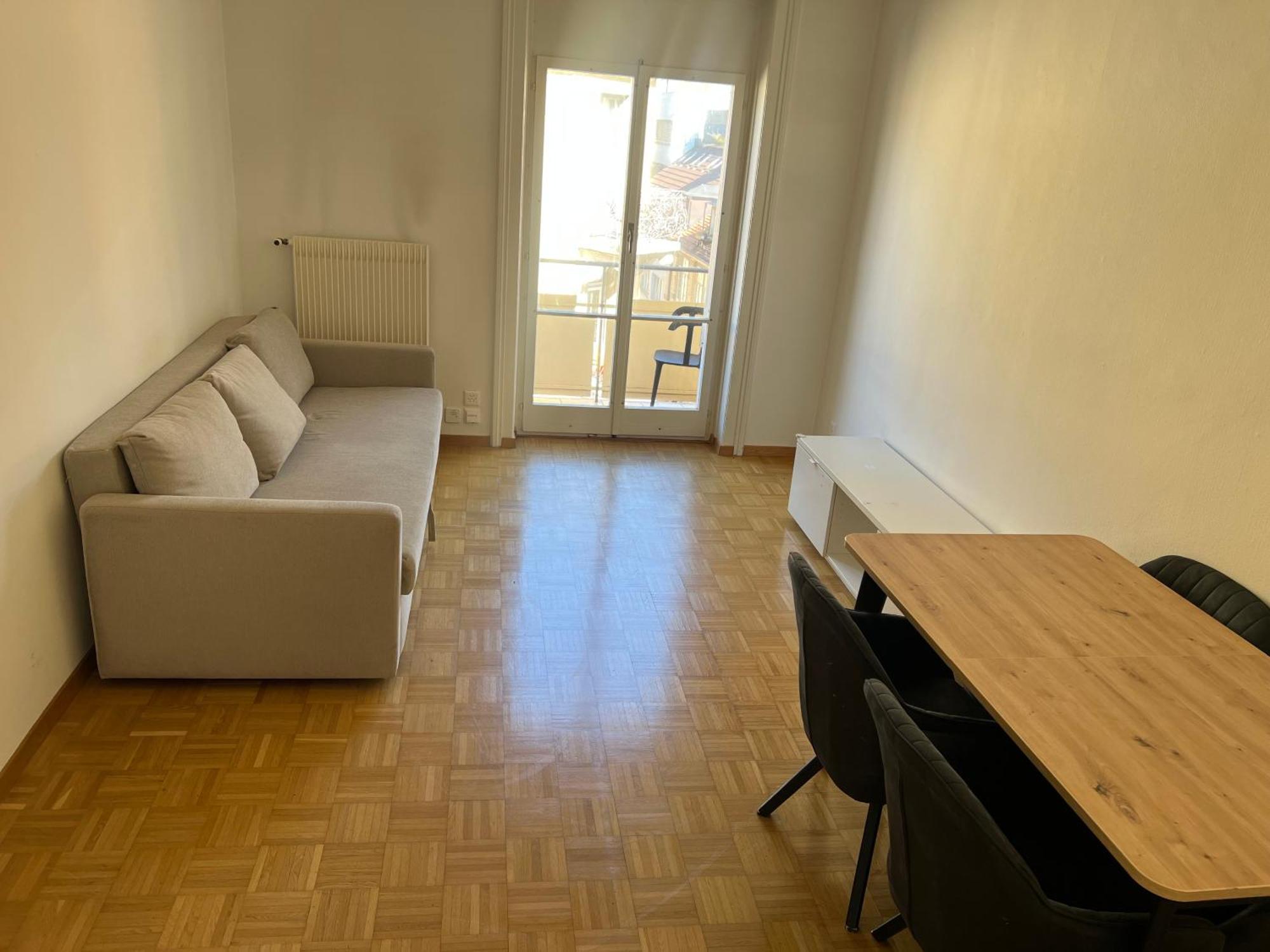 3 Flat Next To Hb Konrad - Self Checkin